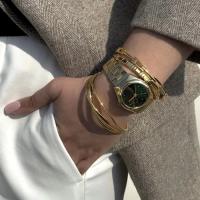 Azalyn Gold Green Kadın Saat – 21K Altın Kaplama & 3D Kristal Kadran